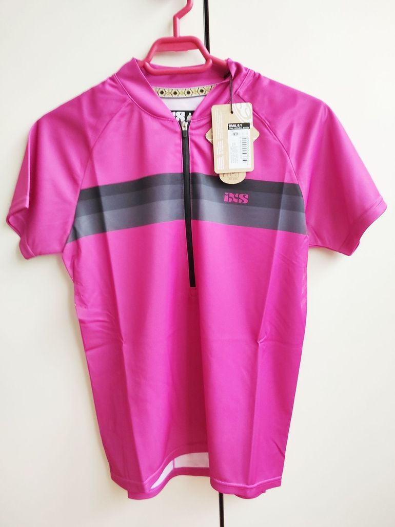 Used Ixs Trail 6.1 Women Short Sleeves Cycle Jersey Size 38 Pink bike — image 2 of 16