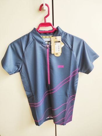 Used Ixs Trail 6.2 Women Short Sleeves Cycle Jersey Size 36 bike — image 3 of 15