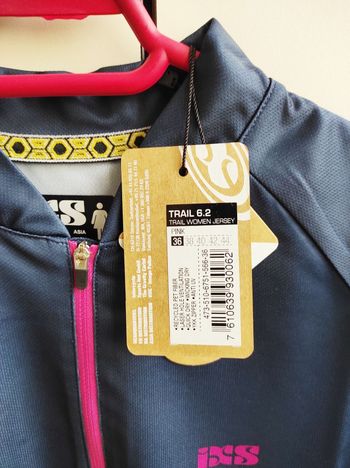 Used Ixs Trail 6.2 Women Short Sleeves Cycle Jersey Size 36 bike — image 4 of 15