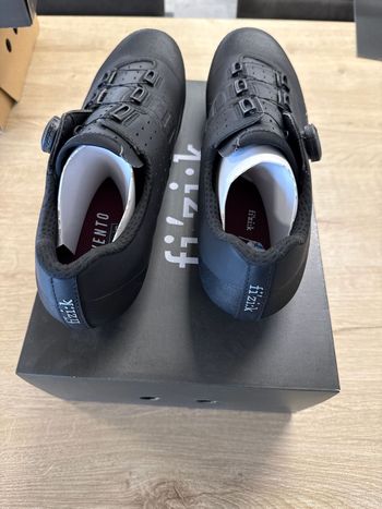 Used Fizik Vento Overcurve X3 2025 bike — image 4 of 4
