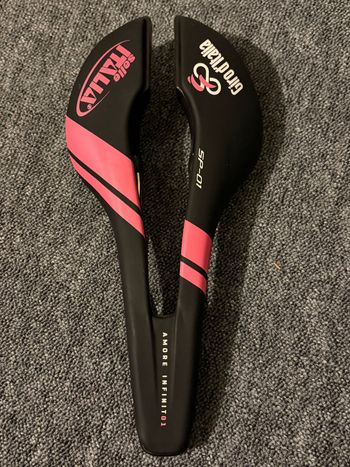Selle Italia, SP-01 Boost TM Superflow Giro d'Italia Edition
