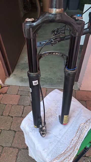 Used santour MTB Fork 2024 bike — image 3 of 8