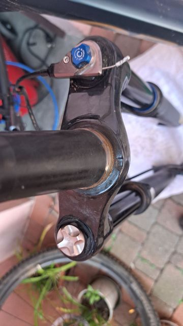 Used santour MTB Fork 2024 bike — image 4 of 8