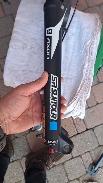 Used santour MTB Fork 2024 bike — image 5 of 8