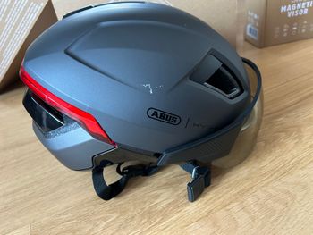 Used ABUS HYP-E Helmet 2025 bike — image 3 of 10