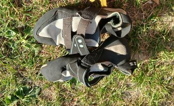 Hook, Chaussons d’escalade
