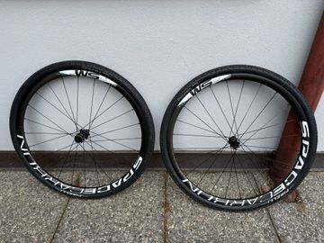 Used space carbon ws ws bike — image 1 of 5
