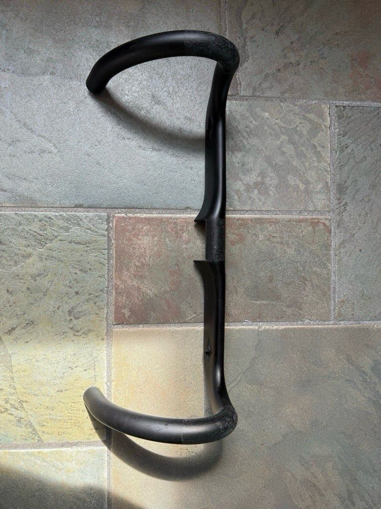 Used Bmc ICS Aero Carbon Handlebar - stealth bike — image 4 of 9