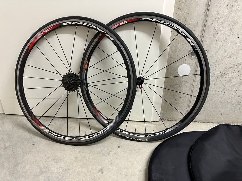Brugt Fulcrum Racing 3 Laufradsatz mit Taschen Wheels