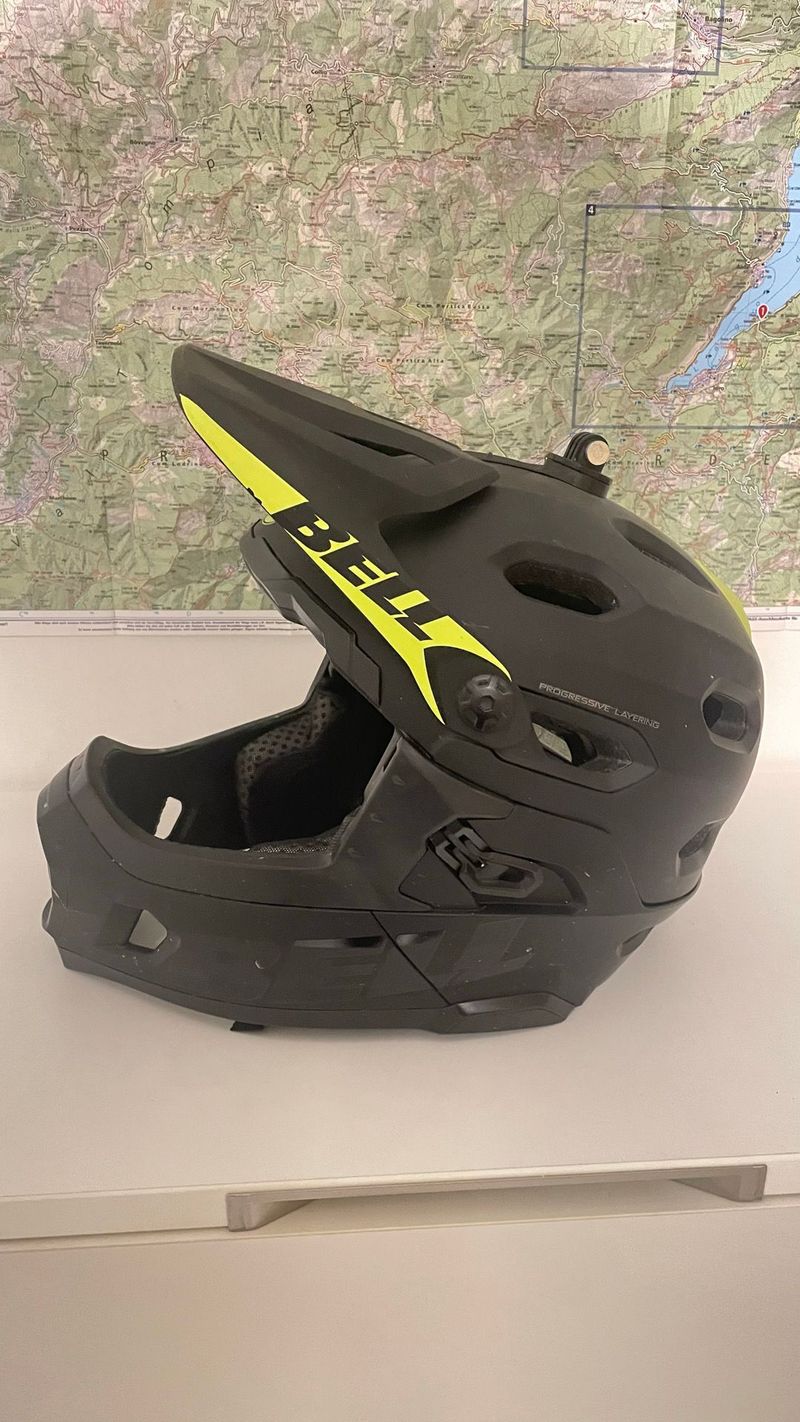 Used Bell Super DH Spherical Helmet bike — image 3 of 5