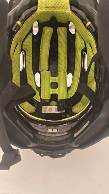 Used Bell Super DH Spherical Helmet bike — image 5 of 5