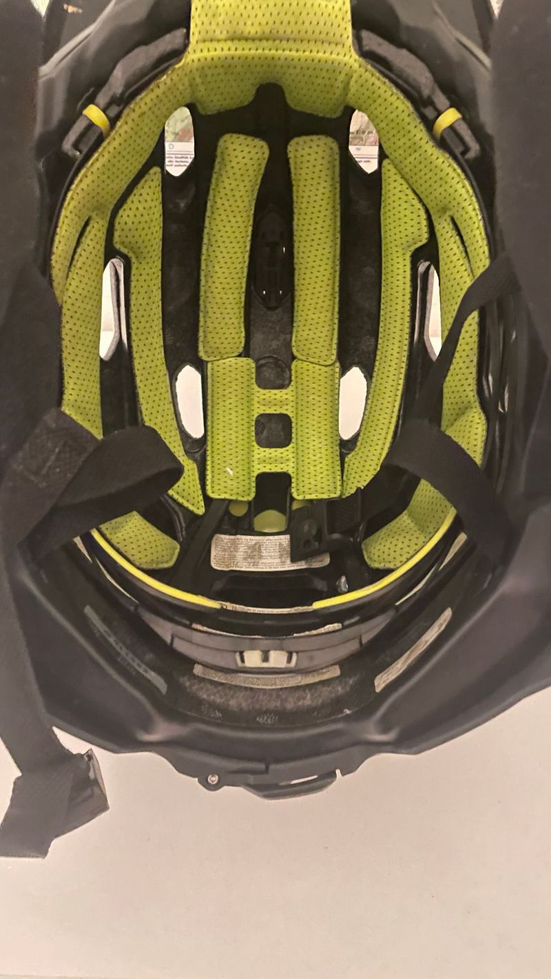 Used Bell Super DH Spherical Helmet bike — image 5 of 5