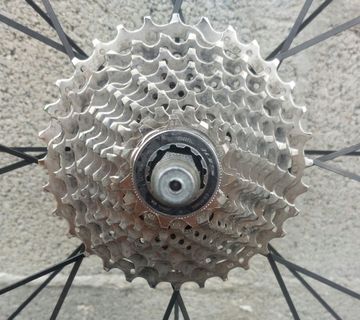 Shimano 105 CS R7000 Cassette 2024 Drivetrain & Pedals usato