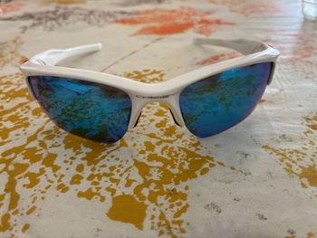 Oakley, Occhiali da sole