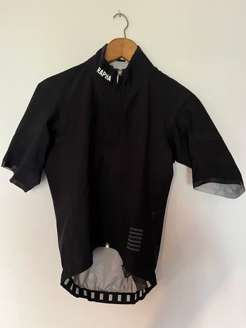 Rapha, Pro Team Race Cape