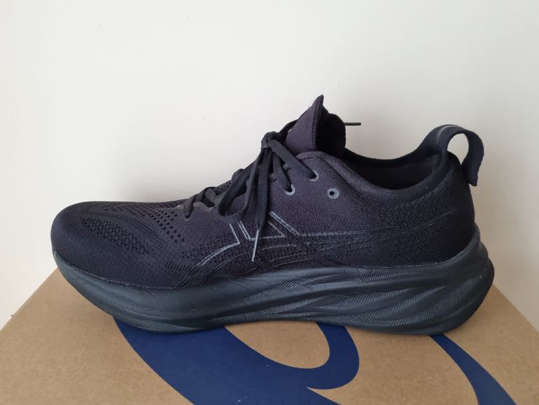 Used Asics Gel-Nimbus 26 bike — image 4 of 11