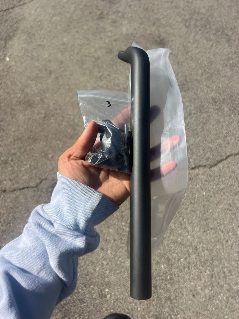 Used Cervelo SP19 Offset Carbon Seatpost 27.2mm 300mm 25mm Offset 2025 bike — image 3 of 3