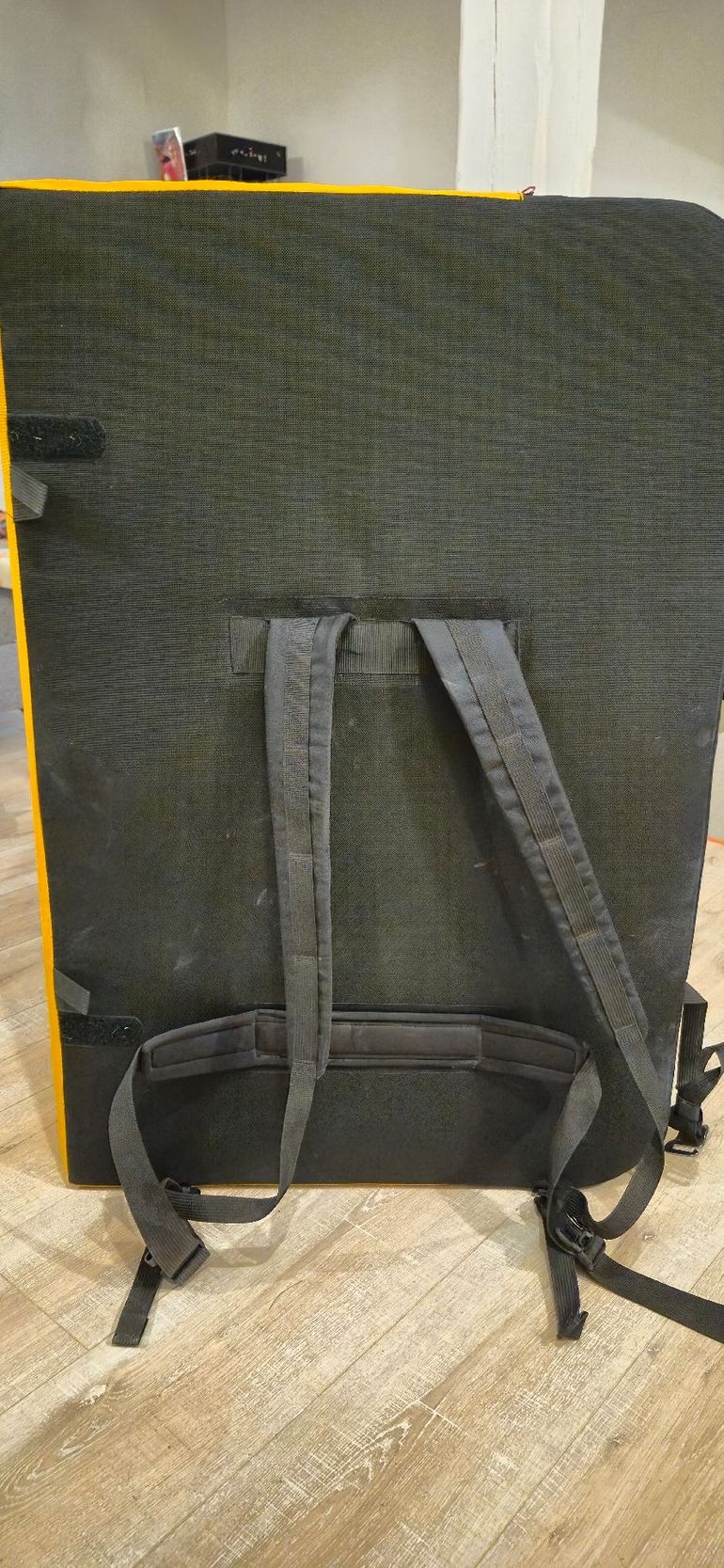 Used Ocun Crash Pads 2026 bike — image 3 of 4