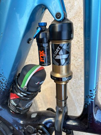 Used Fox Kashima Suspension Fork 2024 bike — image 2 of 2
