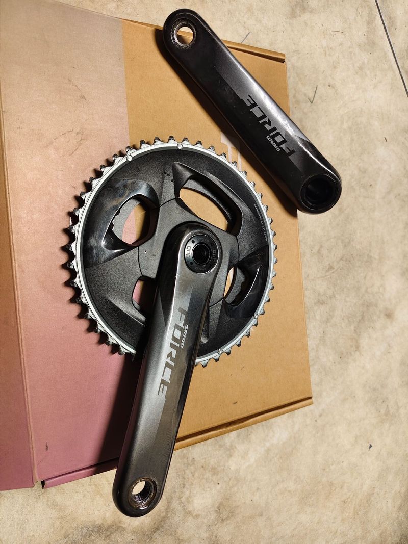 Used Sram force 46/33 Drivetrain & Pedals