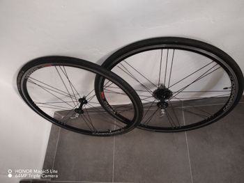 Used campagnolo vento Ruote bike — image 13 of 15