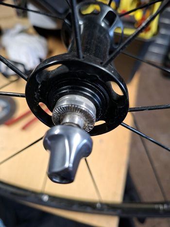 Käytetty Shimano Dura-Ace C24 Wheelset 2020 bike — kuva 9 / 13