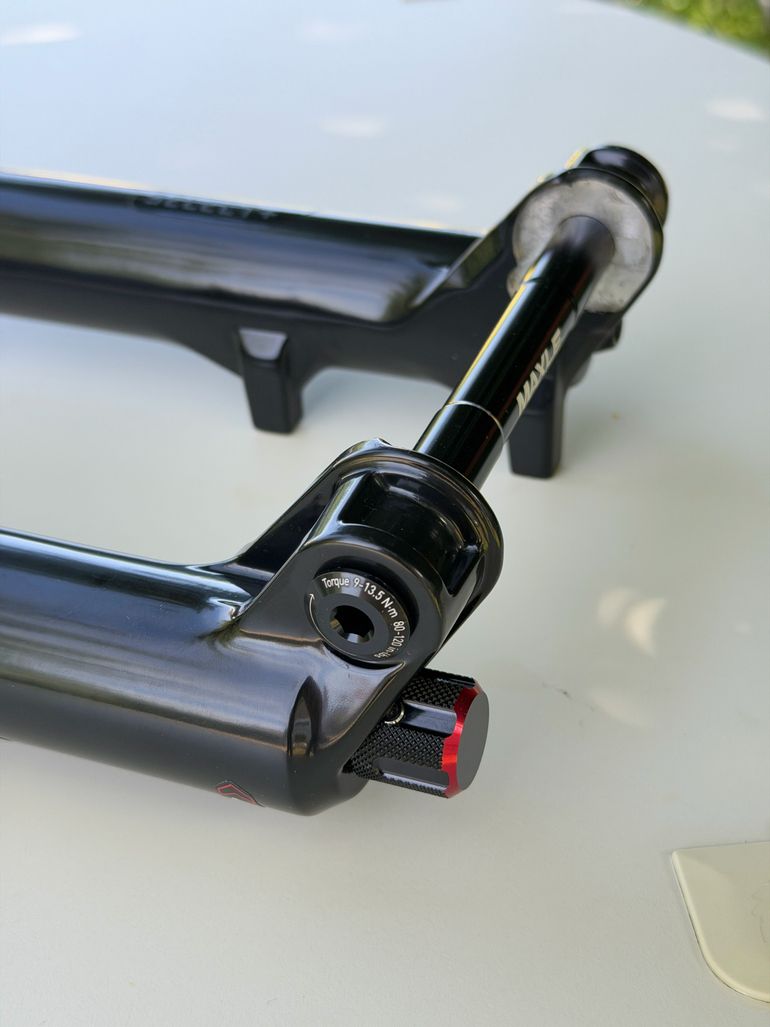 Used RockShox LYRIK Select+ RC 29 2024 bike — image 3 of 5