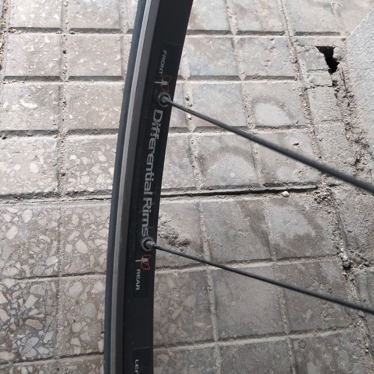 Used Campagnolo Proton Asymmetric Wheelset bike — image 2 of 7