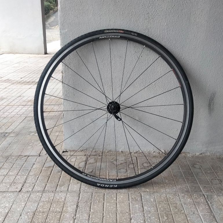 Used Campagnolo Proton Asymmetric Wheelset bike — image 1 of 7
