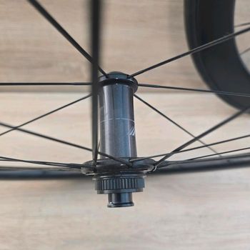 Used Giant SLR Zero Aero Disc, 42/65 bike — image 2 of 6