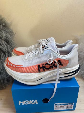 Hoka, Cielo X1 2.0
