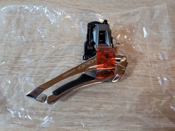 Použité Shimano GRX FD-RX810 Front Derailleur Drivetrain & Pedals