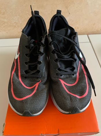 Used Nike Zoom Fly 4 bike