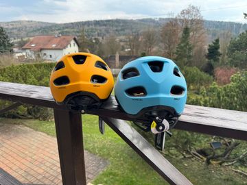 Brugt Bontrager Rally Wavecell Helmet 2025 bike — billede 5 af 5