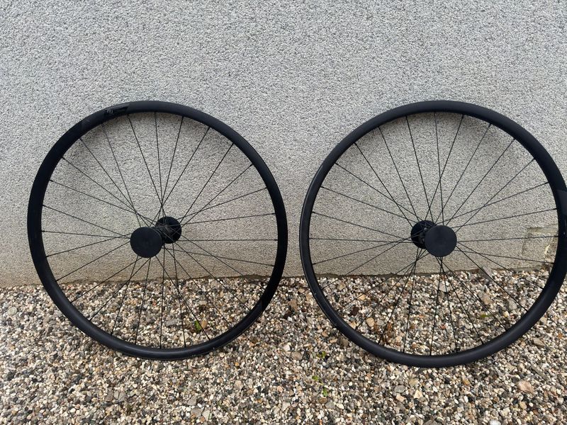 Used Syncros RP 2.0 Disc Wheels 2024 bike — image 3 of 5