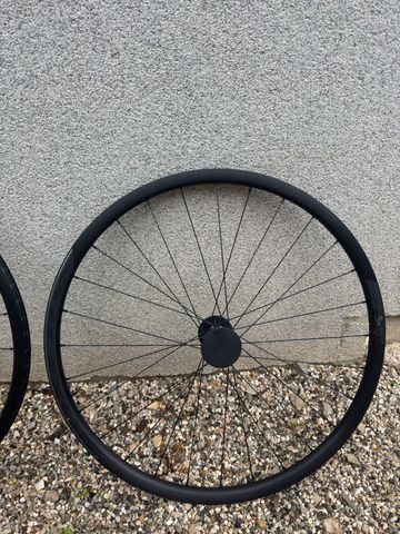 Used Syncros RP 2.0 Disc Wheels 2024 bike — image 2 of 5