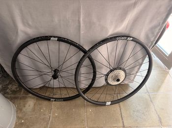 Dt Swiss, G1800 Spline 25 Disc Gravel Set