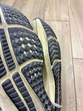 Used Nike Air zoom pegasus 39 bike — image 6 of 13