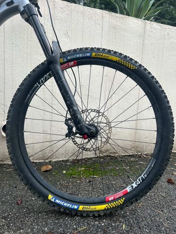 Brugt RockShox Yari 29+ Fork bike — billede 5 af 5