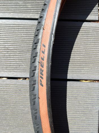Used Pirelli Cinturato Gravel RC X 700x40c bike — image 2 of 5