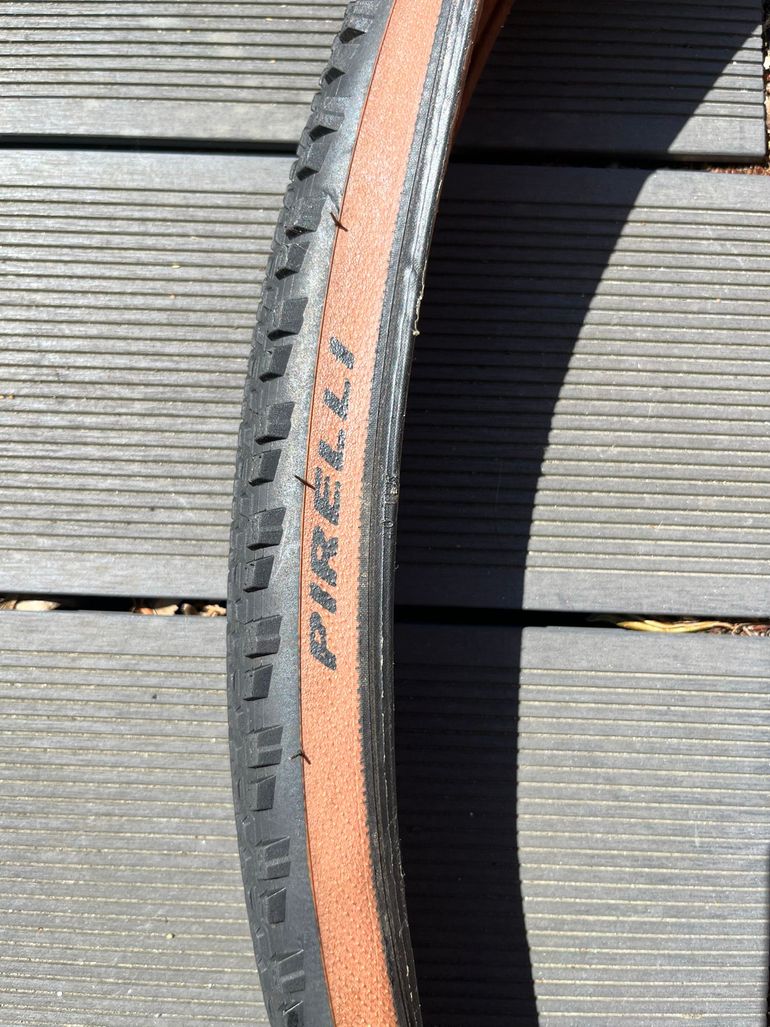Used Pirelli Cinturato Gravel RC X 700x40c bike — image 2 of 5