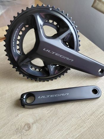 Shimano, Ultegra FC-R8100 12-speed Crankset