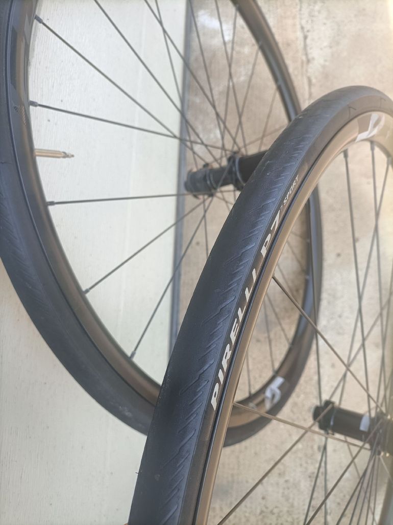 Used Fulcrum Racing 6 DB Wheelset bike — image 7 of 7