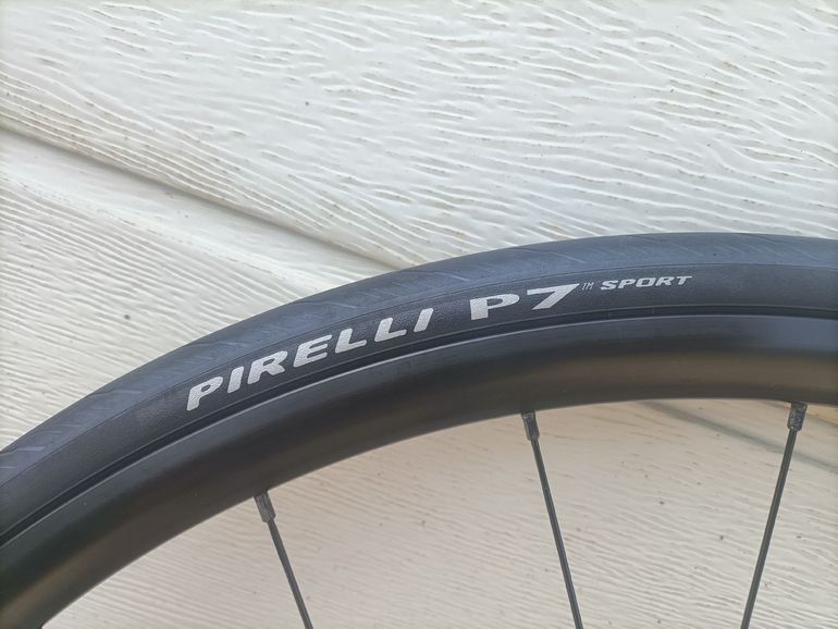 Used Fulcrum Racing 6 DB Wheelset bike — image 6 of 7
