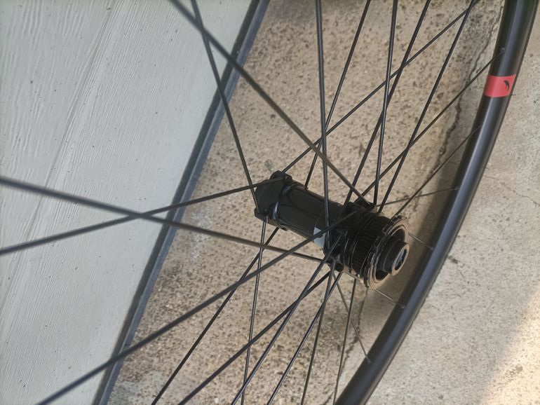 Used Fulcrum Racing 6 DB Wheelset bike — image 4 of 7