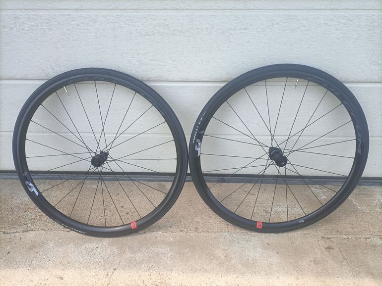 Used Fulcrum Racing 6 DB Wheelset bike — image 1 of 7