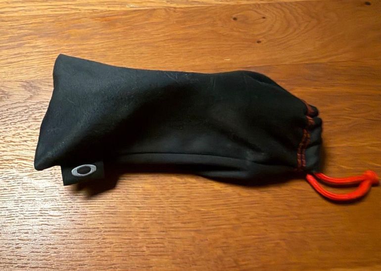 Used Oakley Resistor Youth Fit Sunglasses 2025 bike — image 4 of 5