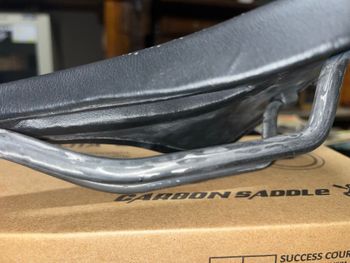 Used 2-Hi sella in carbonio 115 grammi 2025 bike — image 3 of 5