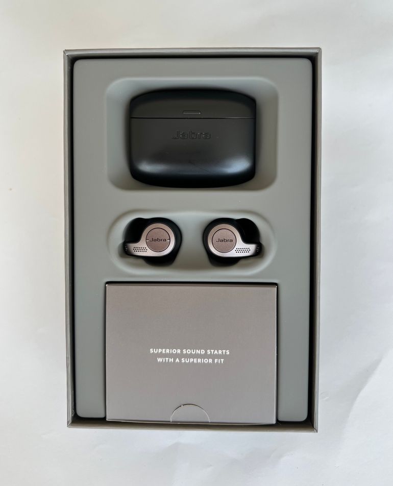 Used jabra Elite 65t True Wireless Earbuds bike — image 3 of 9