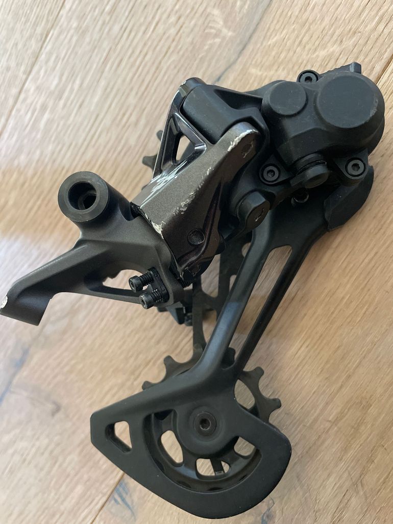 Used Shimano DEORE XT M8100 12-speed Groupset 2024 bike — image 2 of 3
